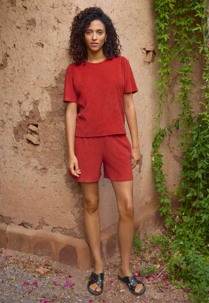 Towelling shorts, Crimson, completeTheLook