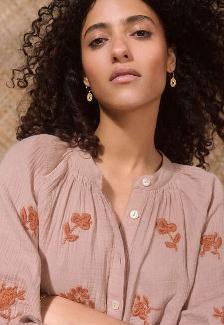 Green earrings, Gold jade, completeTheLook