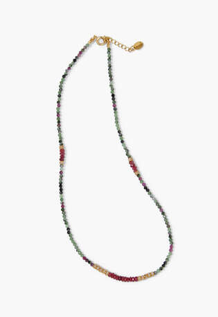 Beaded necklace, Ruby zoisite, webstill