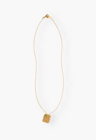 Pendant necklace, Gold emerald, webstill