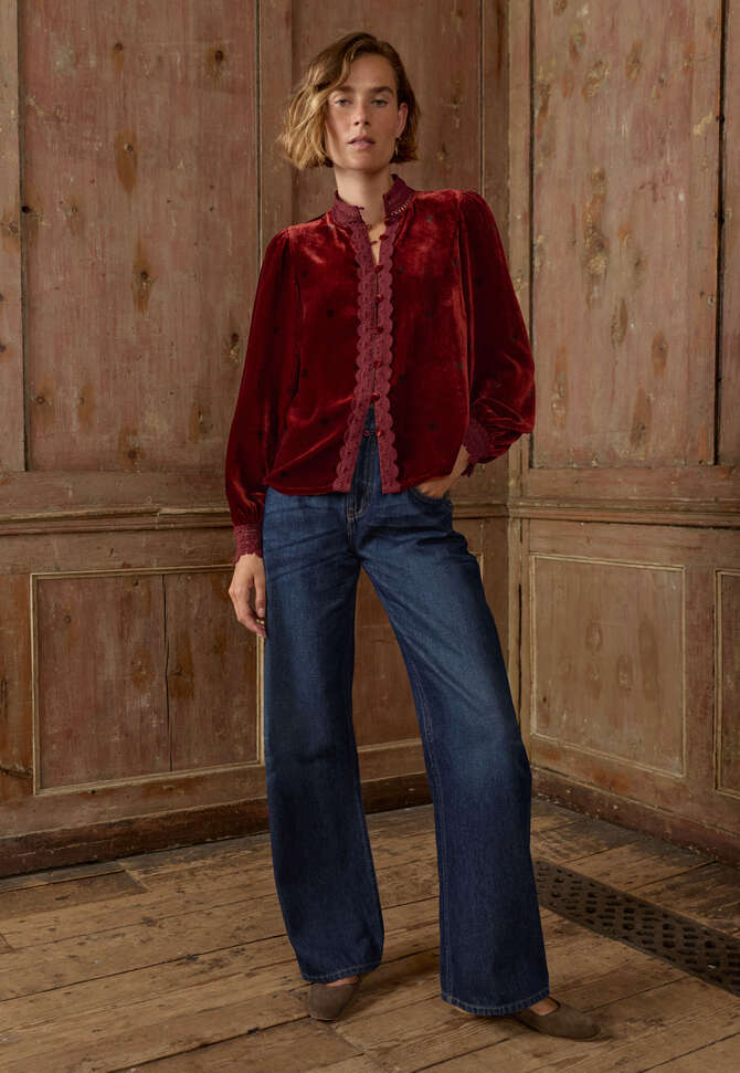 Velvet blouse, Flame red, completeTheLook