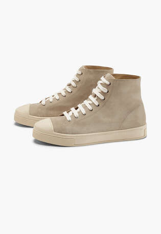 High-top trainers, Clay, webstill
