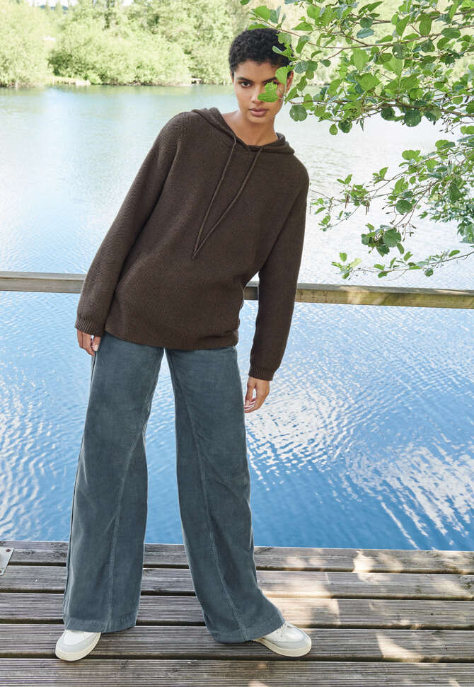 Knitted hoodie, Mocha, completeTheLook