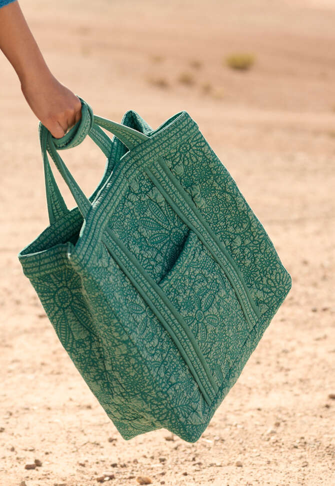 Embroidered quilted bag, Jade, completeTheLook