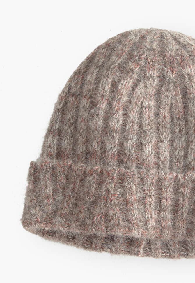 Knitted hat, Red brown, completeTheLook