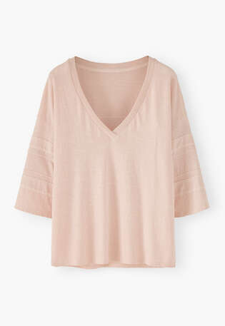 V-neck T-shirt, Soft pink, webstill