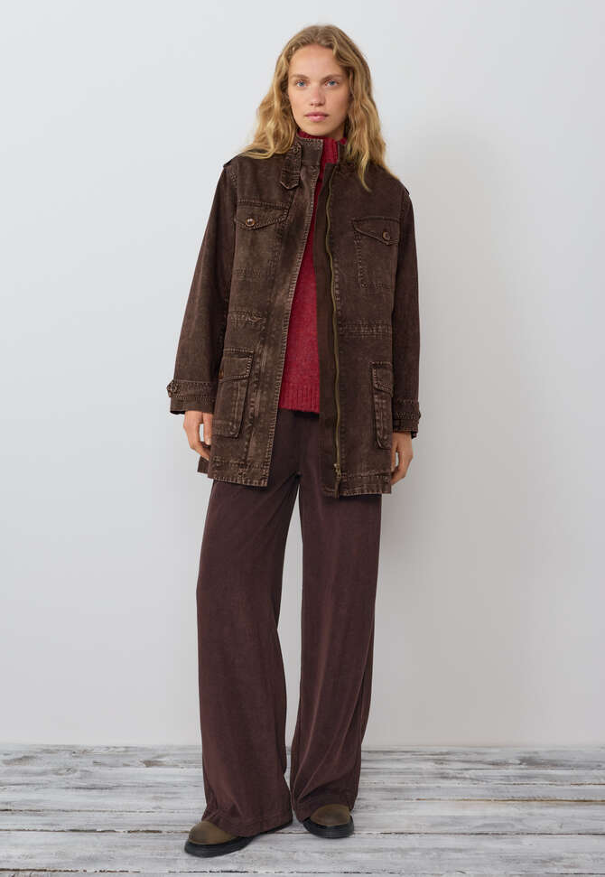 High-neck sweater, Red flame, completeTheLook