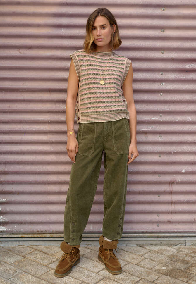 Sleeveless knit, Olive rose, completeTheLook