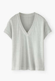 V-neck T-shirt, Ice blue, webstill