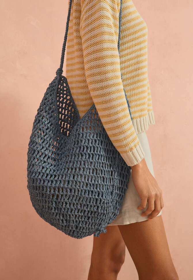 Crochet bucket bag, Stone blue, completeTheLook