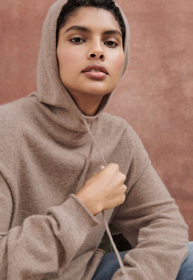 Oversized hoodie, Soft taupe, completeTheLook