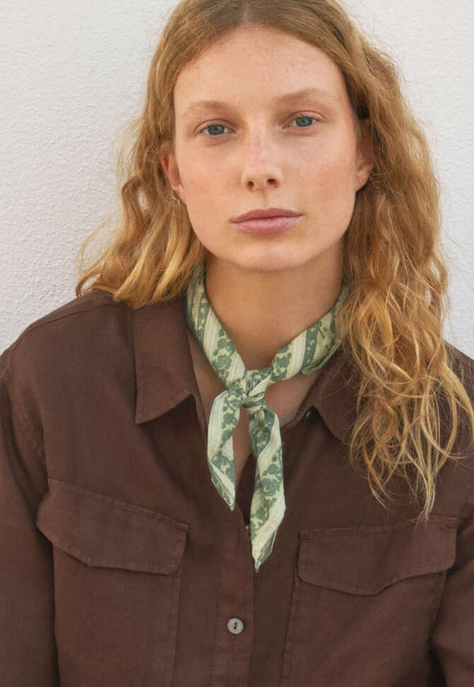 Square scarf, Sage green, completeTheLook