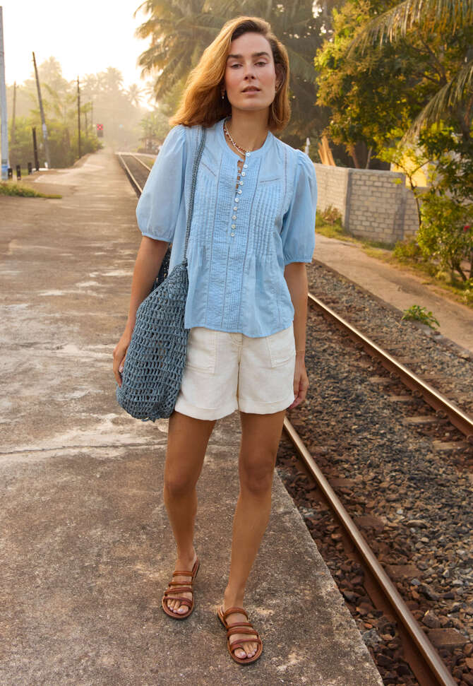 Patch-pocket shorts, Ivory, completeTheLook