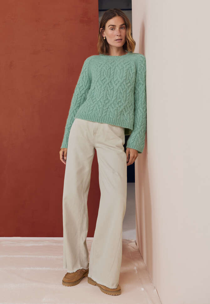 Mid-rise wide-leg jeans, Parchment, completeTheLook