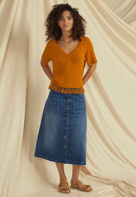 V-neck sweater, Bright apricot, completeTheLook