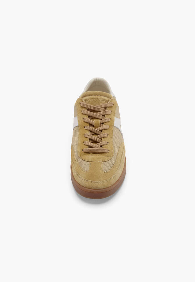Trainers, Honey, completeTheLook