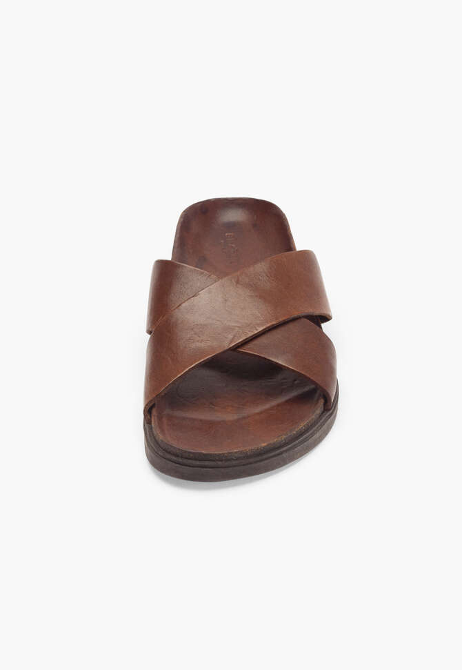 Cross-front sliders, Mahogany, completeTheLook