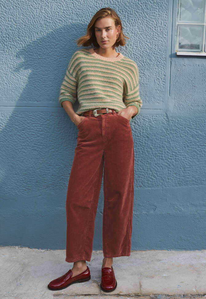 Horseshoe cord trouser, Chilli brown, completeTheLook