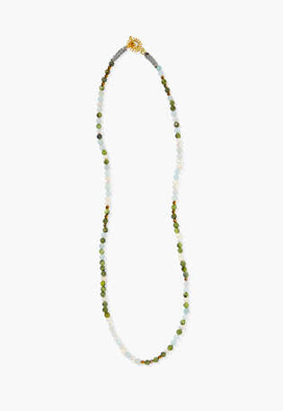Beaded necklace, Jade pearl, webstill
