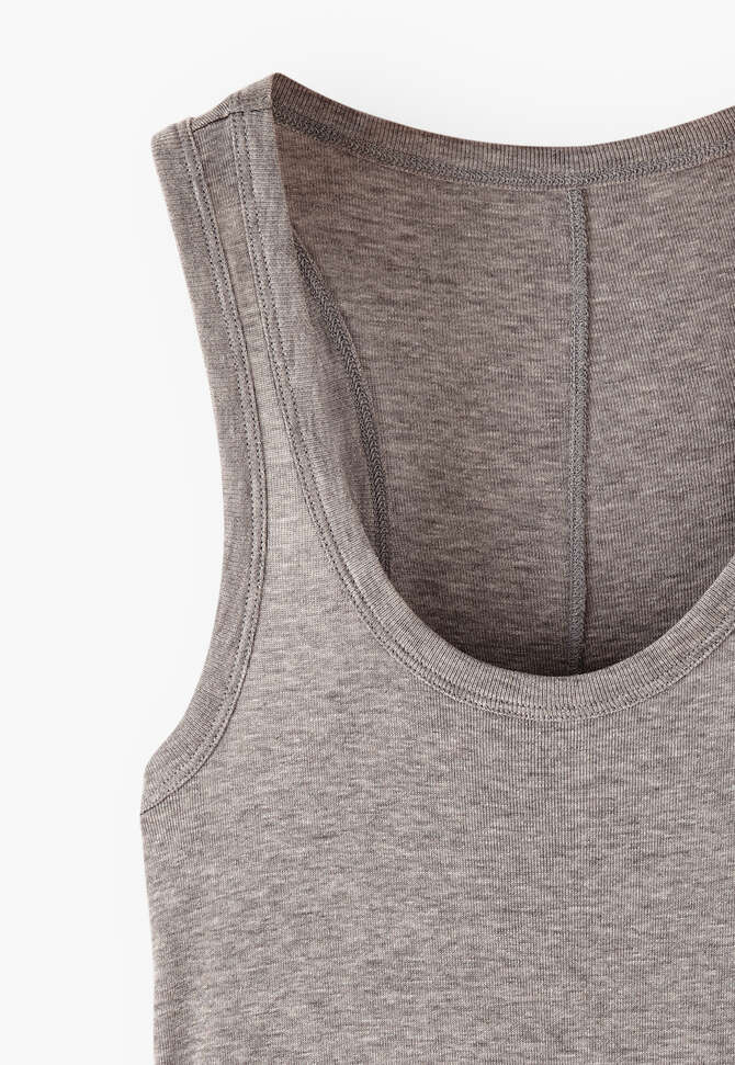 Scoop-neck vest, Grey blush, completeTheLook
