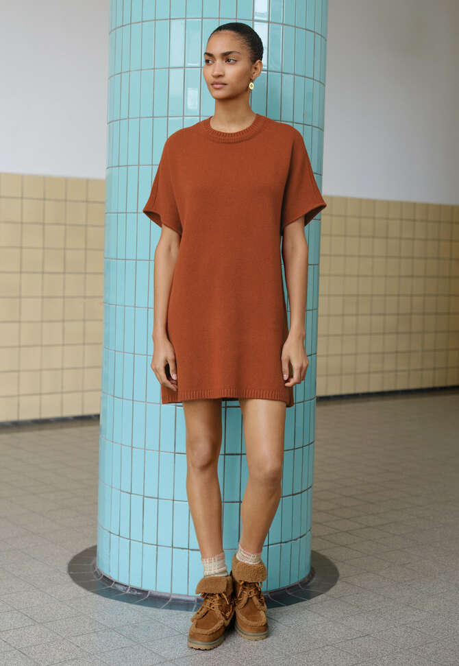 Dolman knitted dress, Burnt orange, completeTheLook