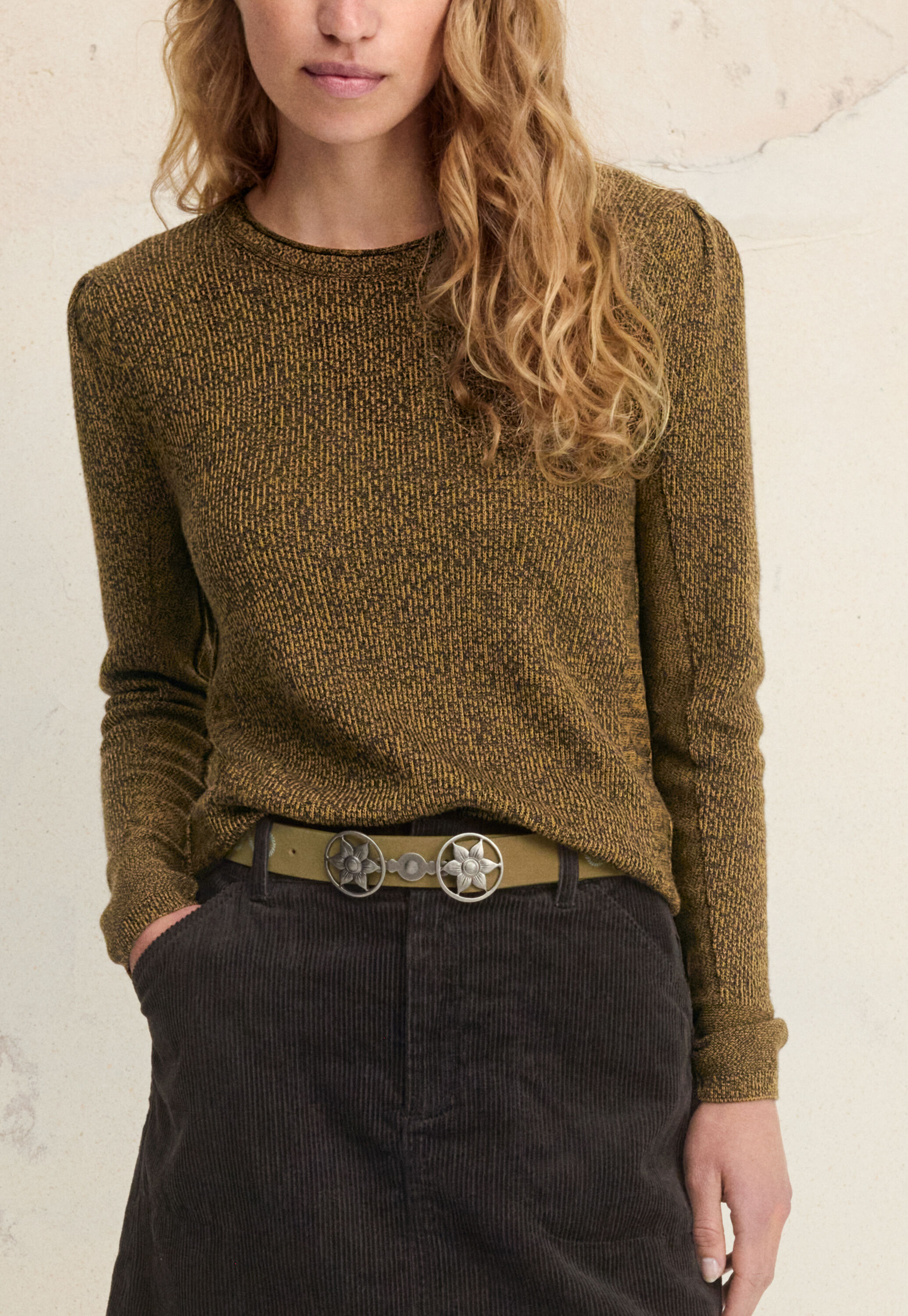 Embroidered belt