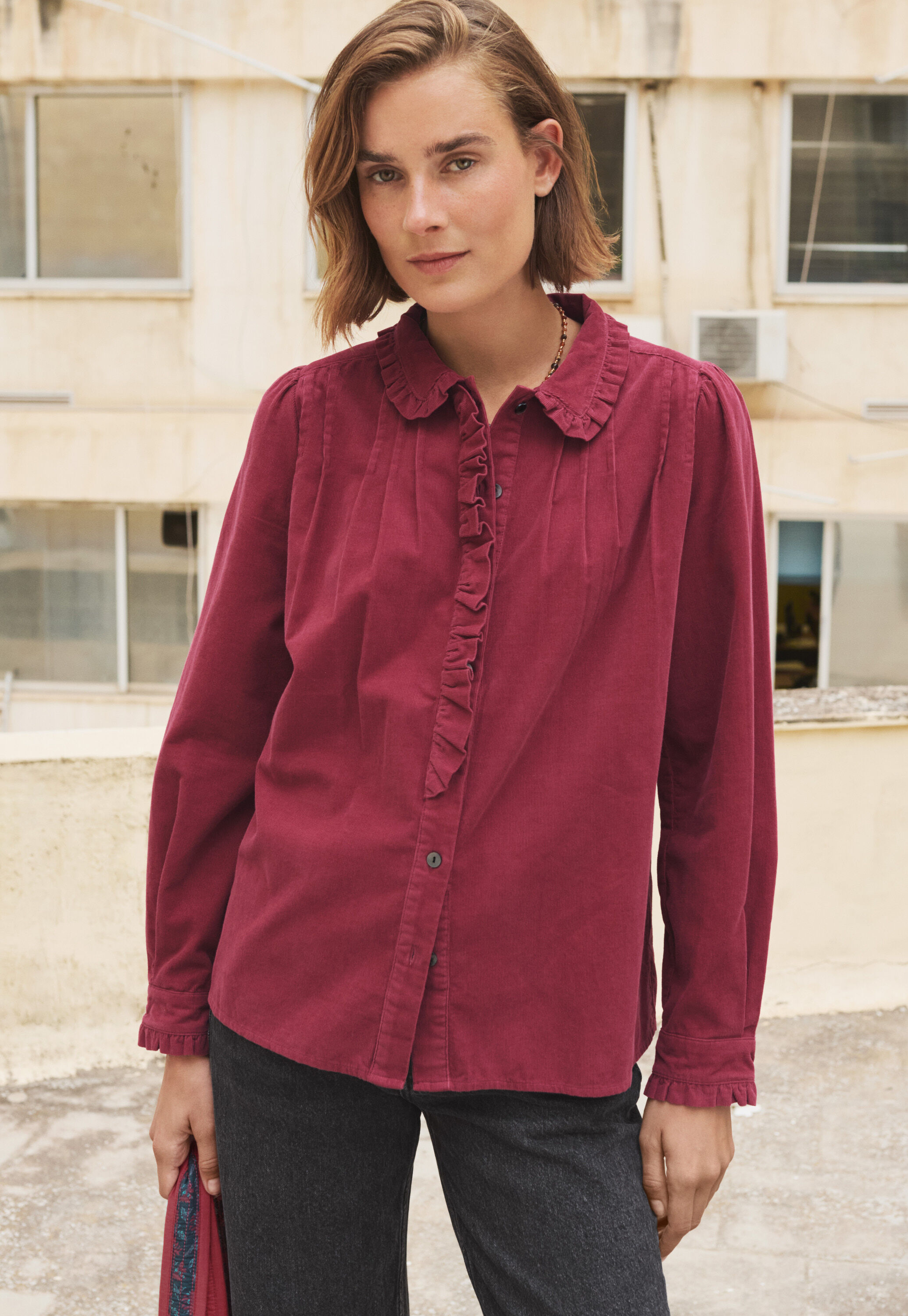 Cord pleated blouse