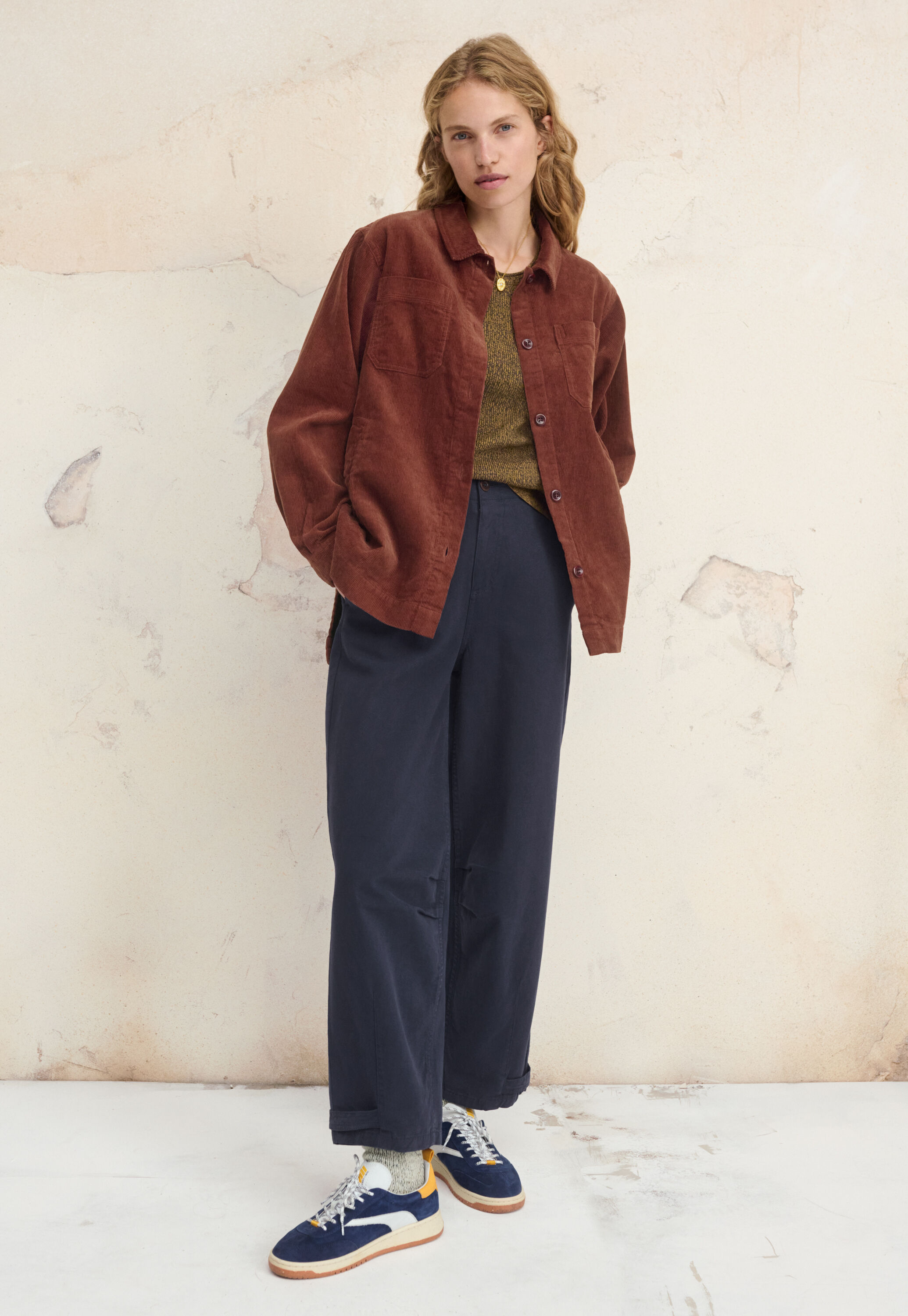 Adjustable-hem trousers