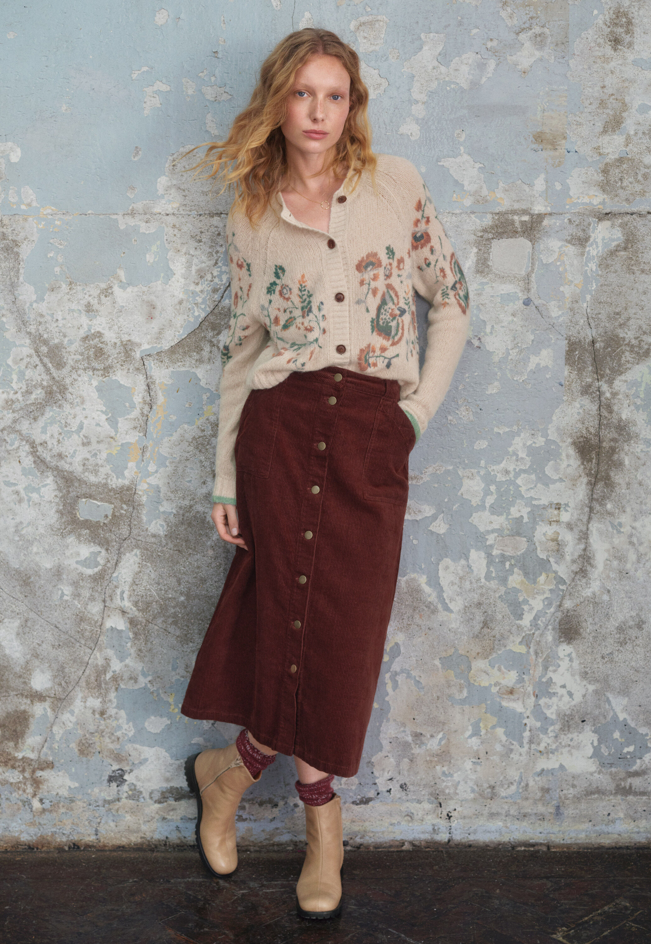 Button-front skirt