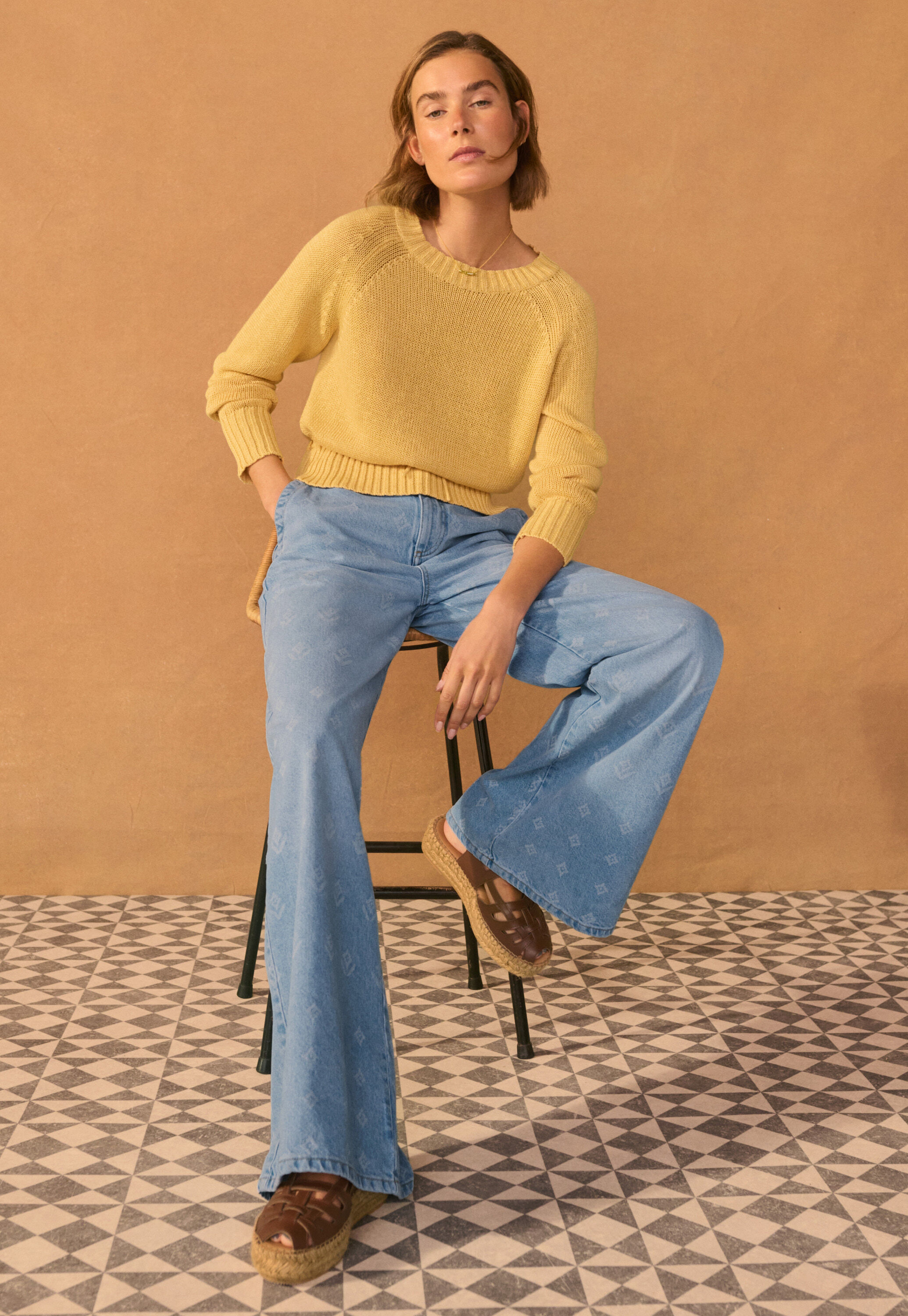 Lasered wide-leg jeans