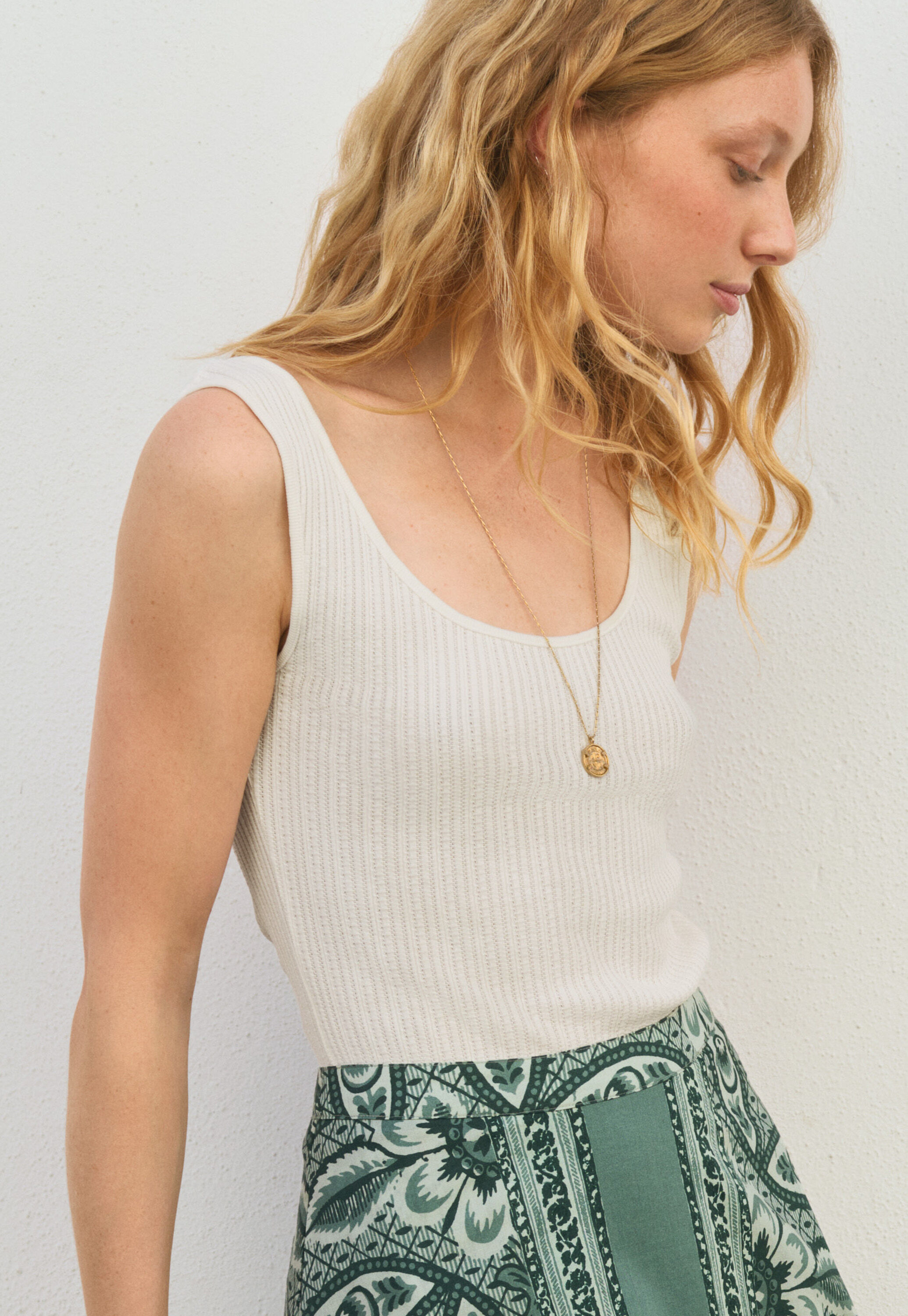 Lace-rib vest