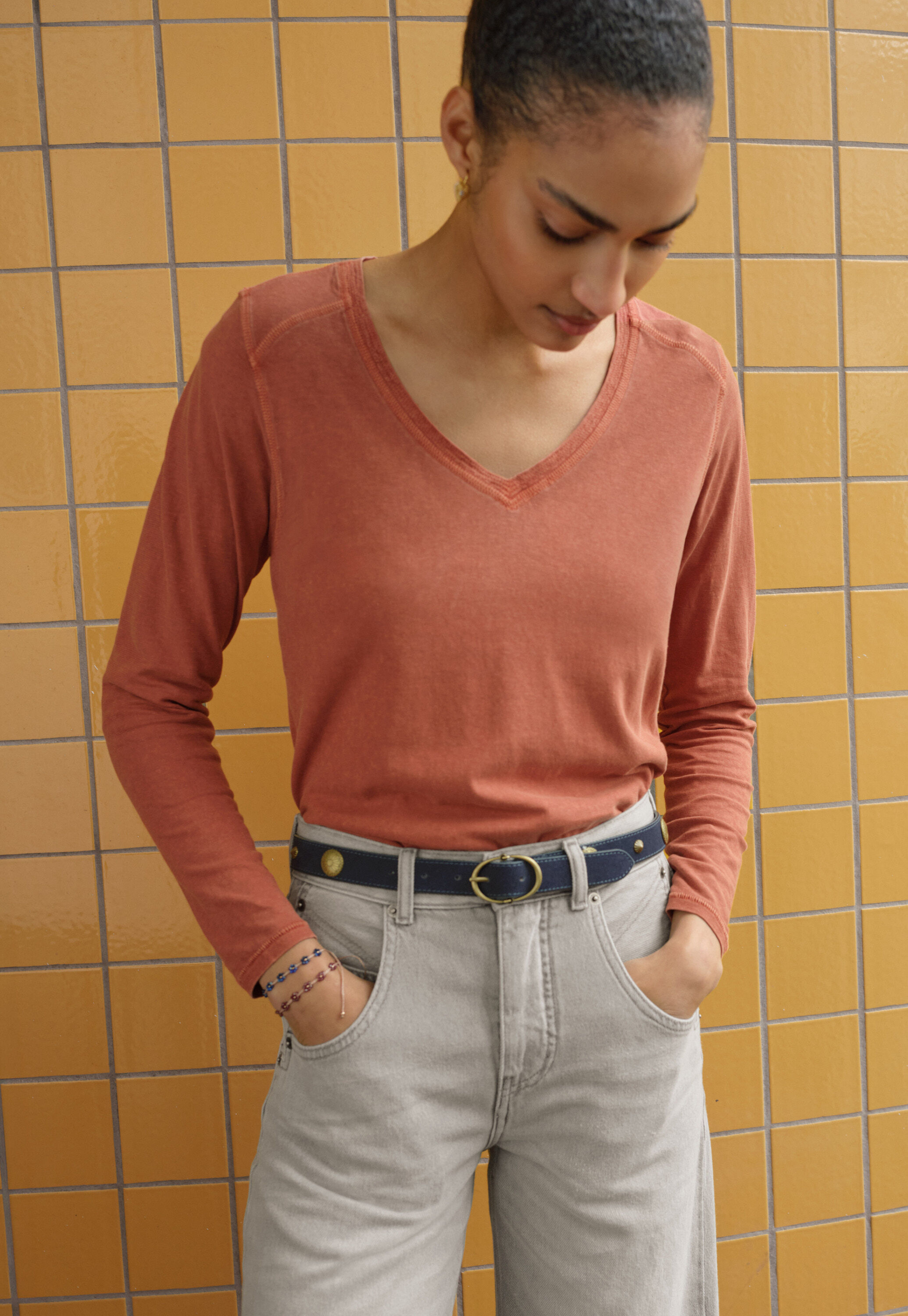 V-neck top, Terracotta red, large