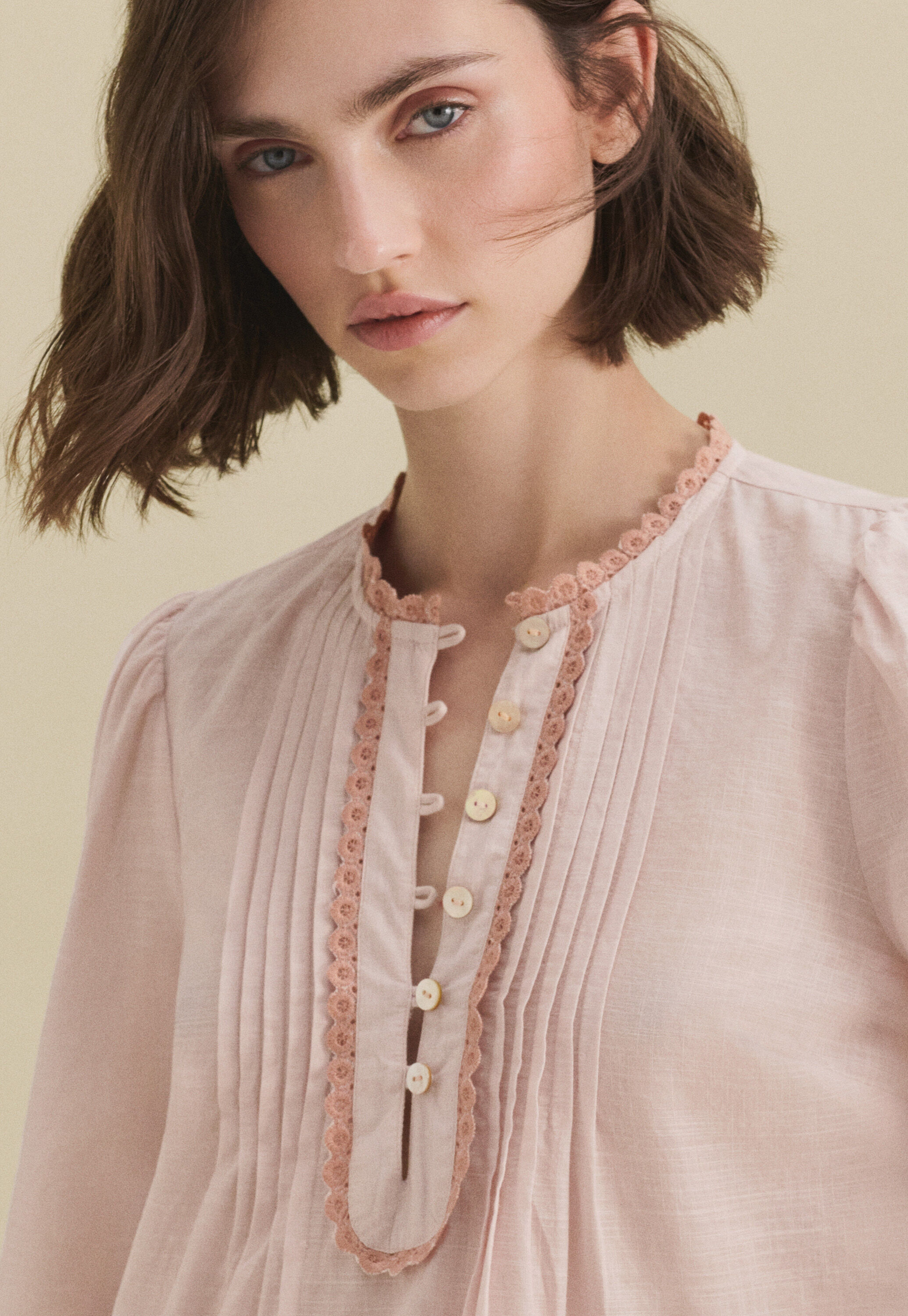 Pintuck blouse