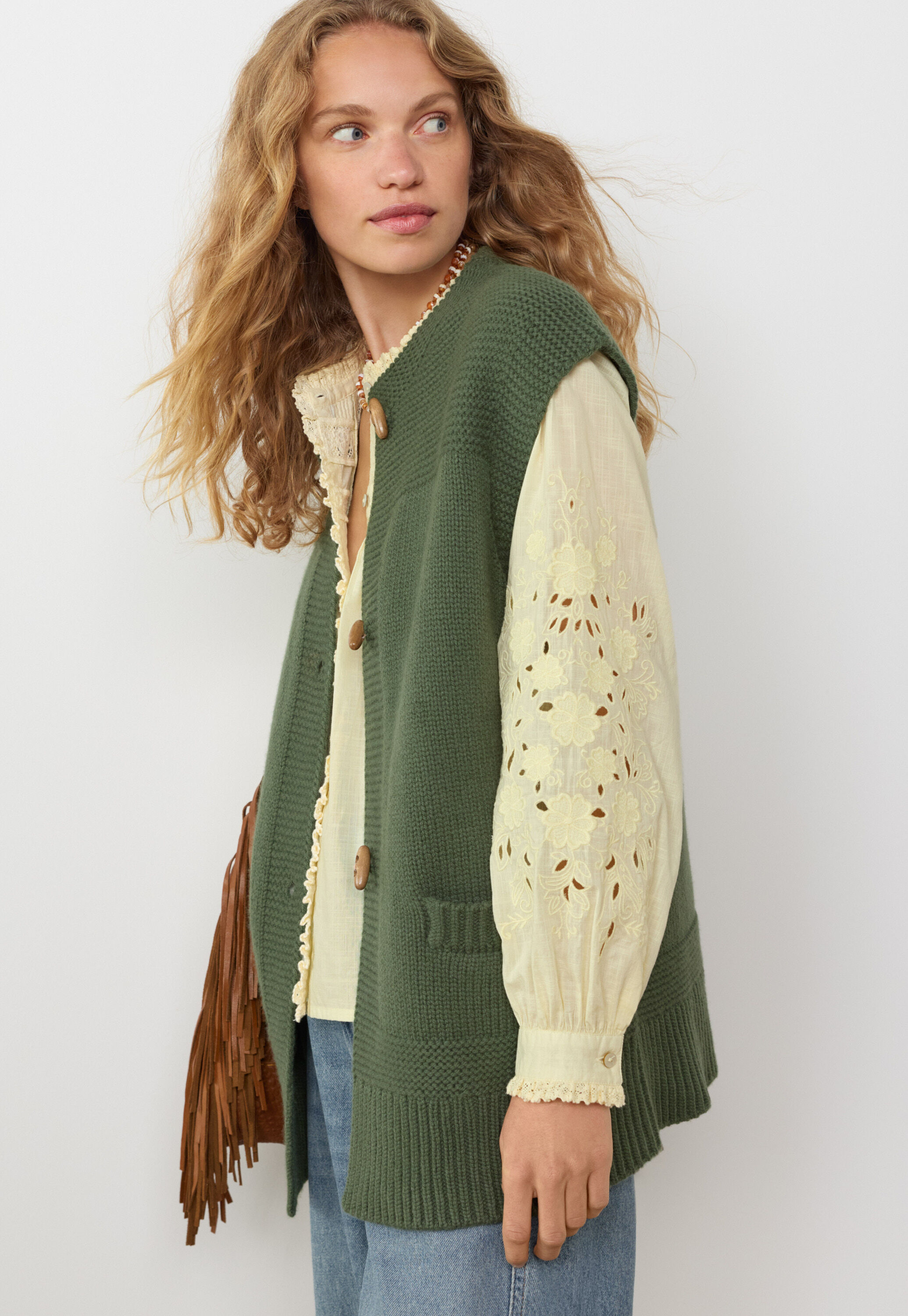 Lace pintuck blouse