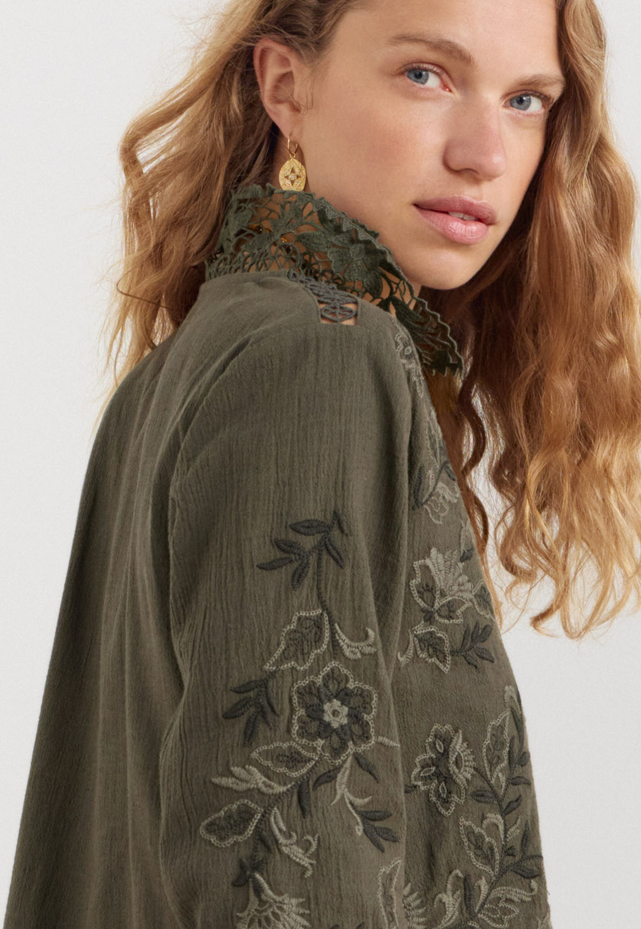 Tie-front cord top