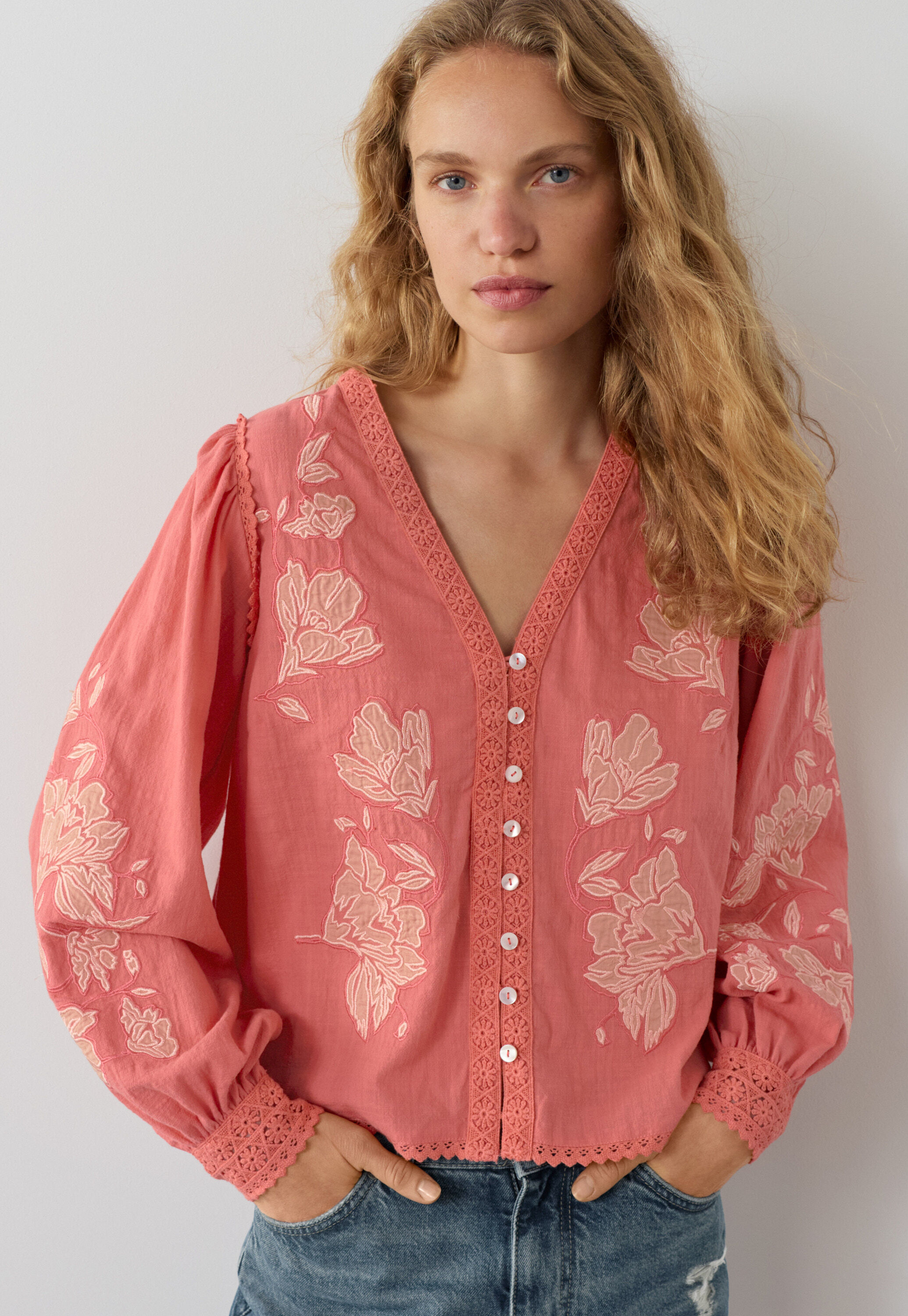 Applique blouse