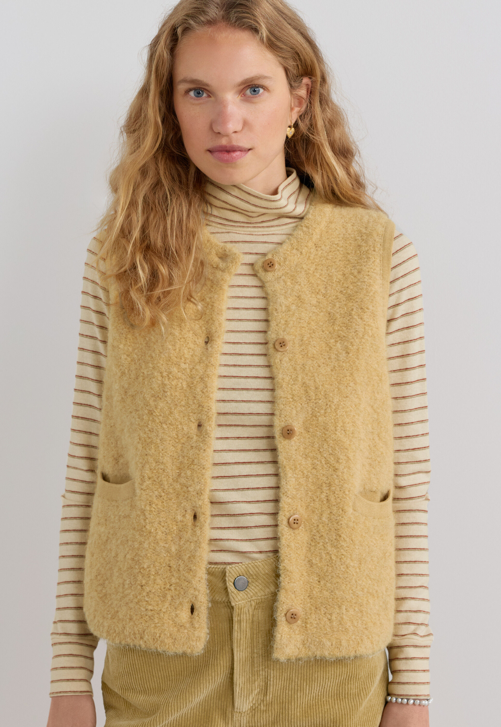 Boucl&eacute; knitted gilet, Sand yellow, large
