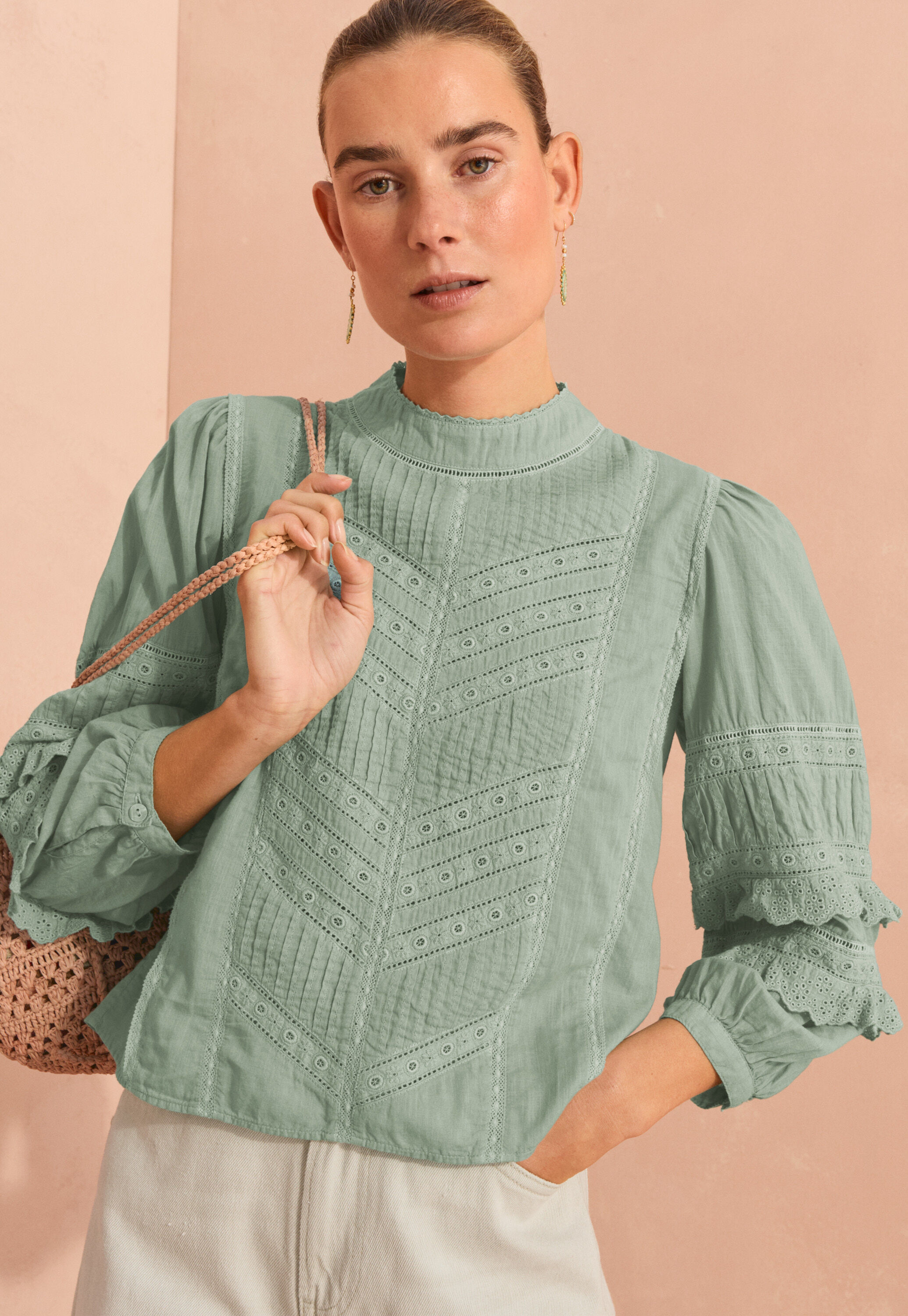 Detailed blouse