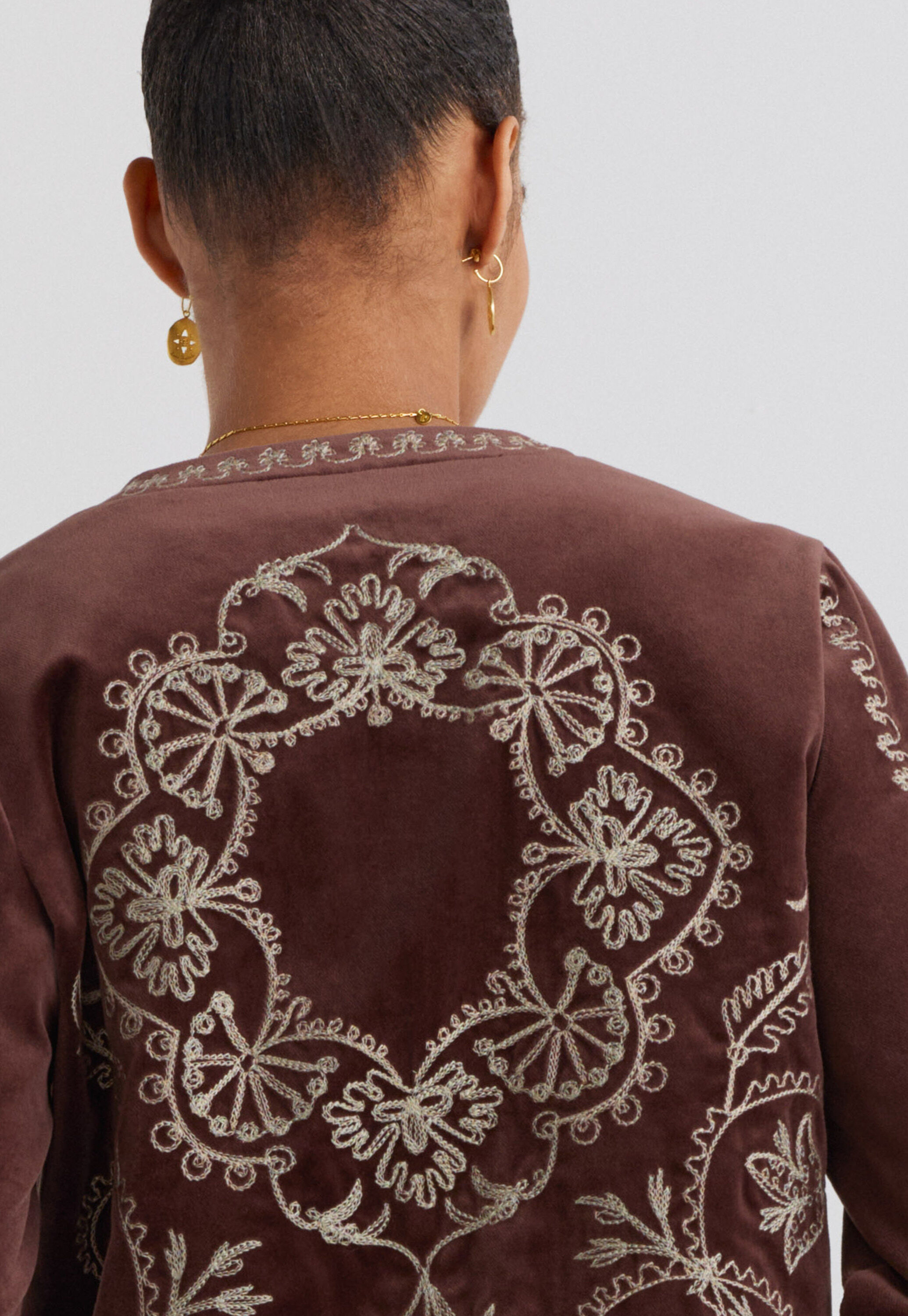 Tie-front cord top