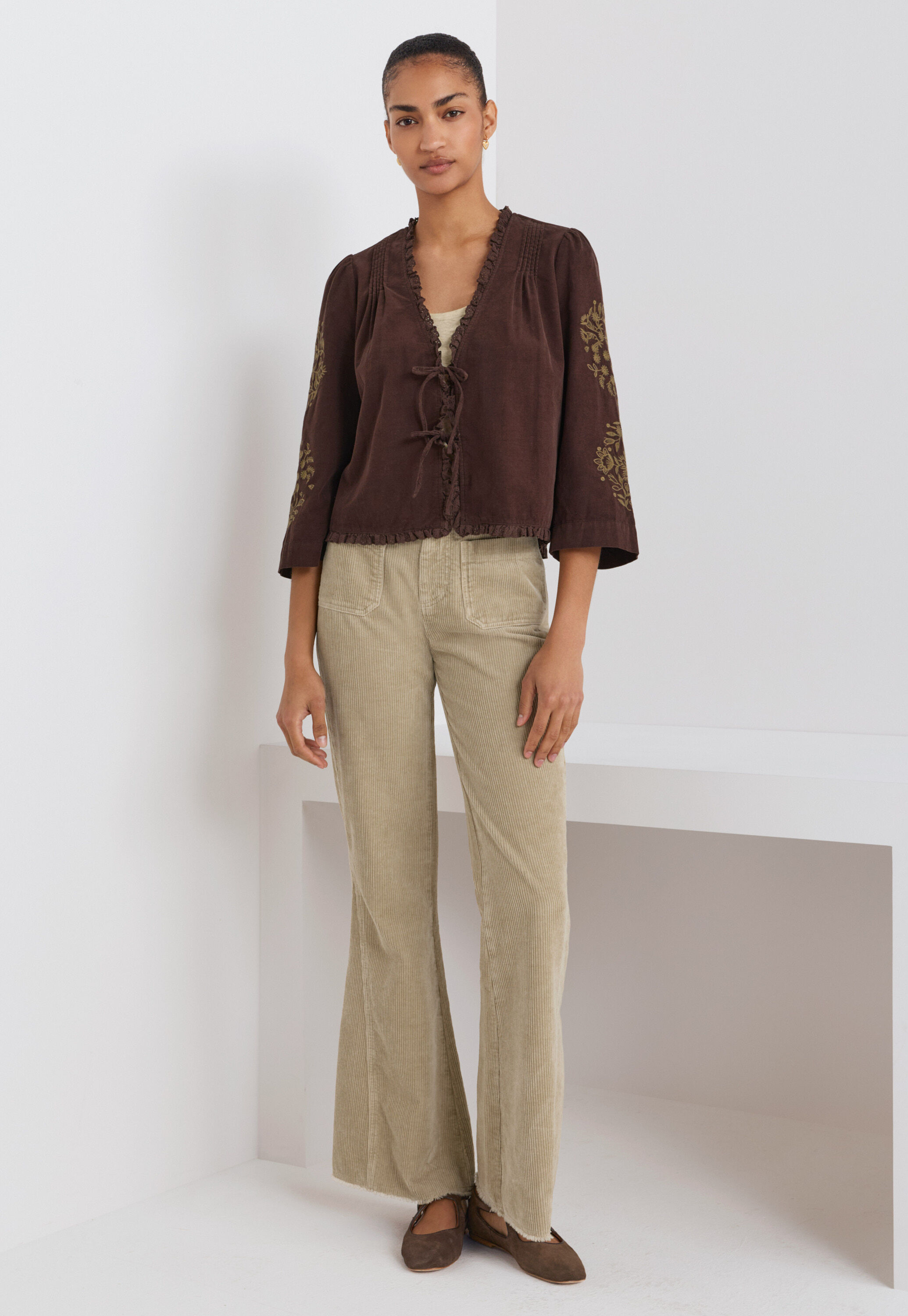 Tie-front cord top