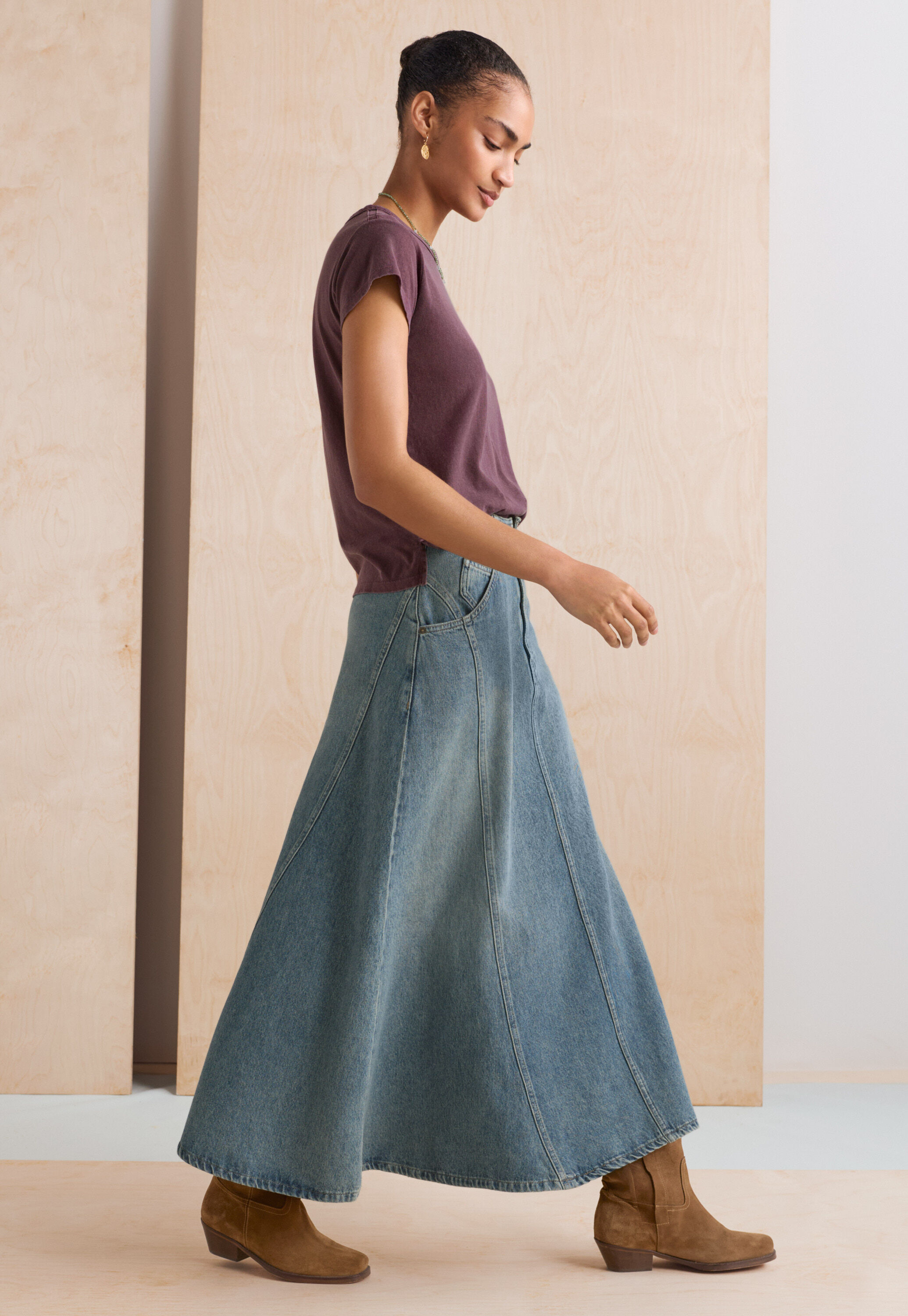 Full denim skirt, Mid wash, large