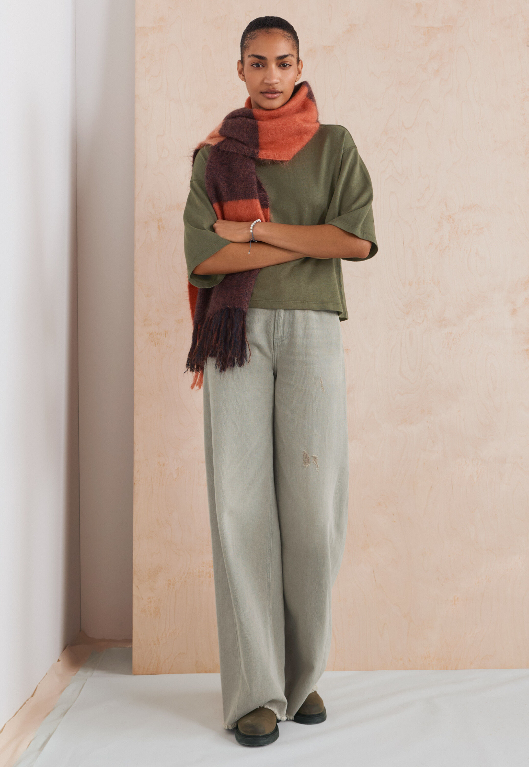 Drop-shoulder top