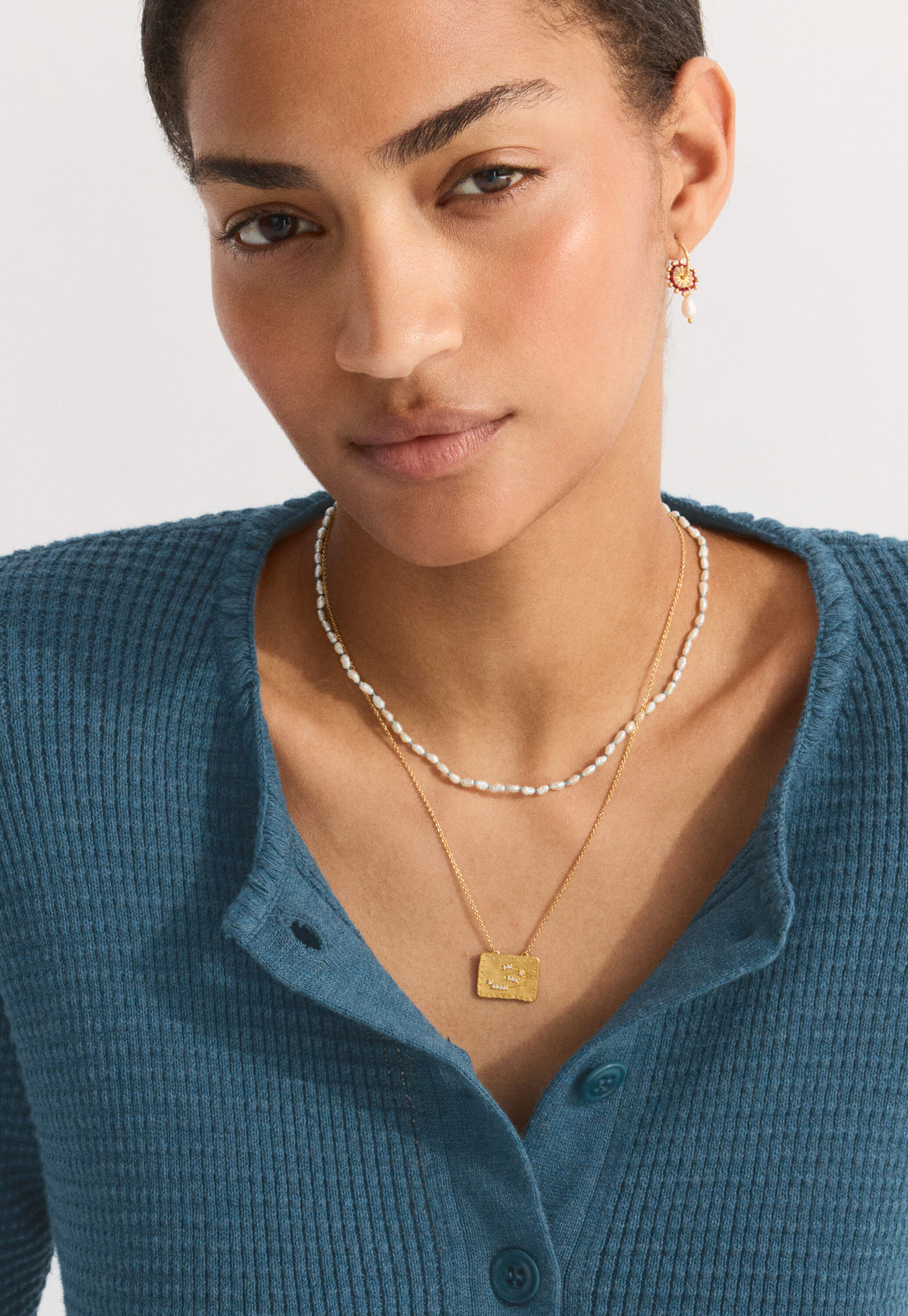 Square pendant necklace