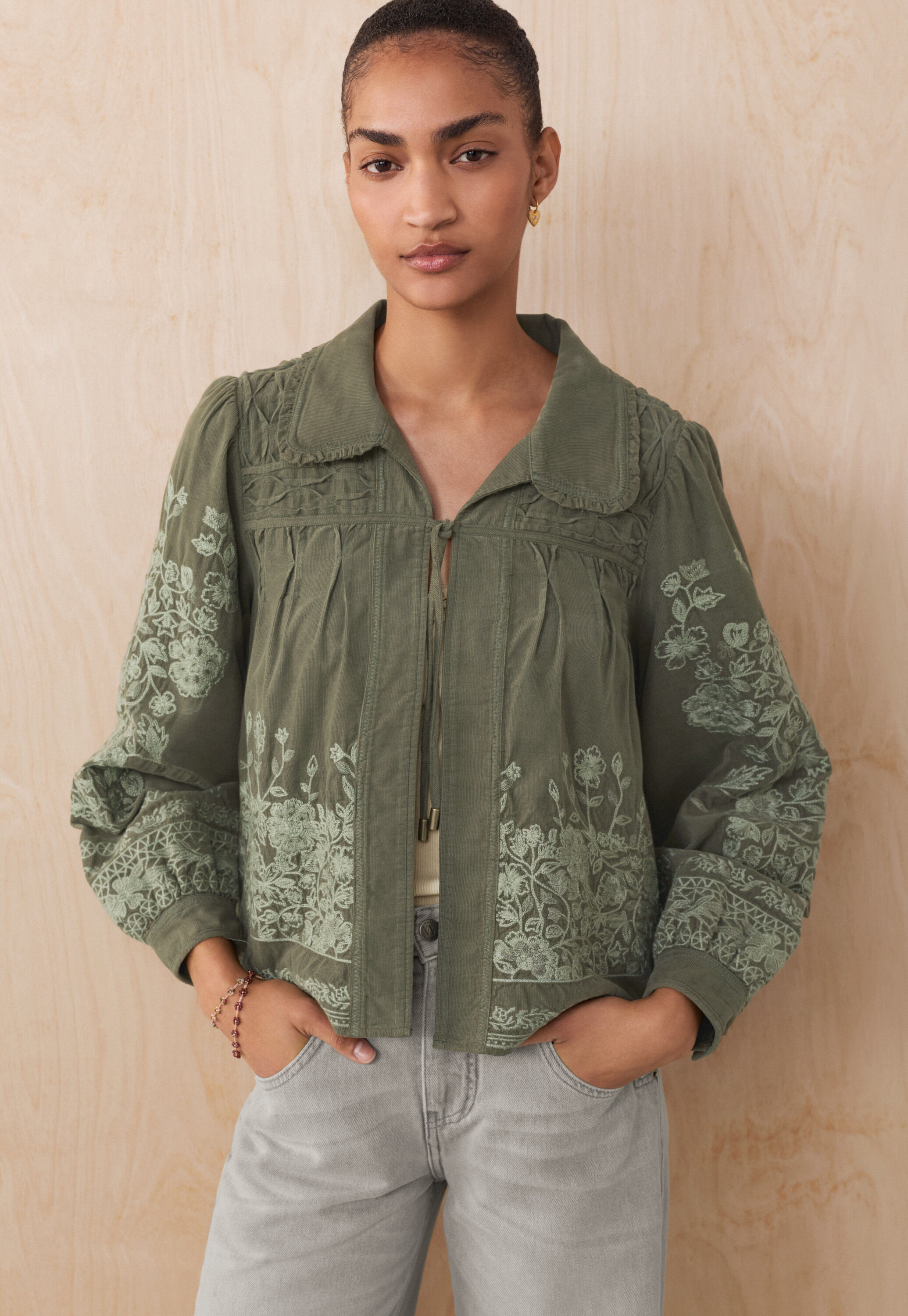Embroidered cord jacket