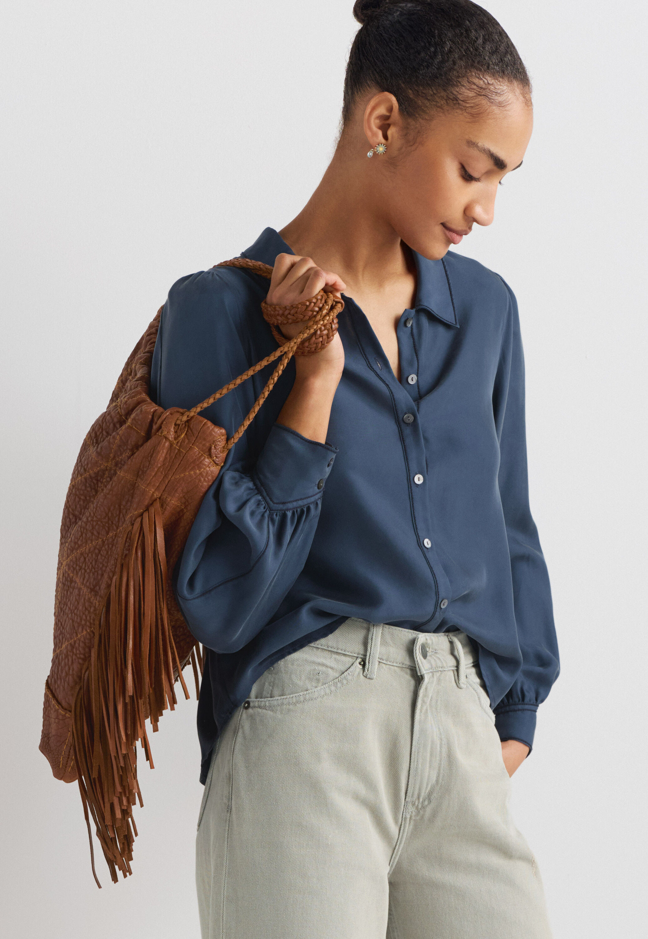 Tie-front cord top