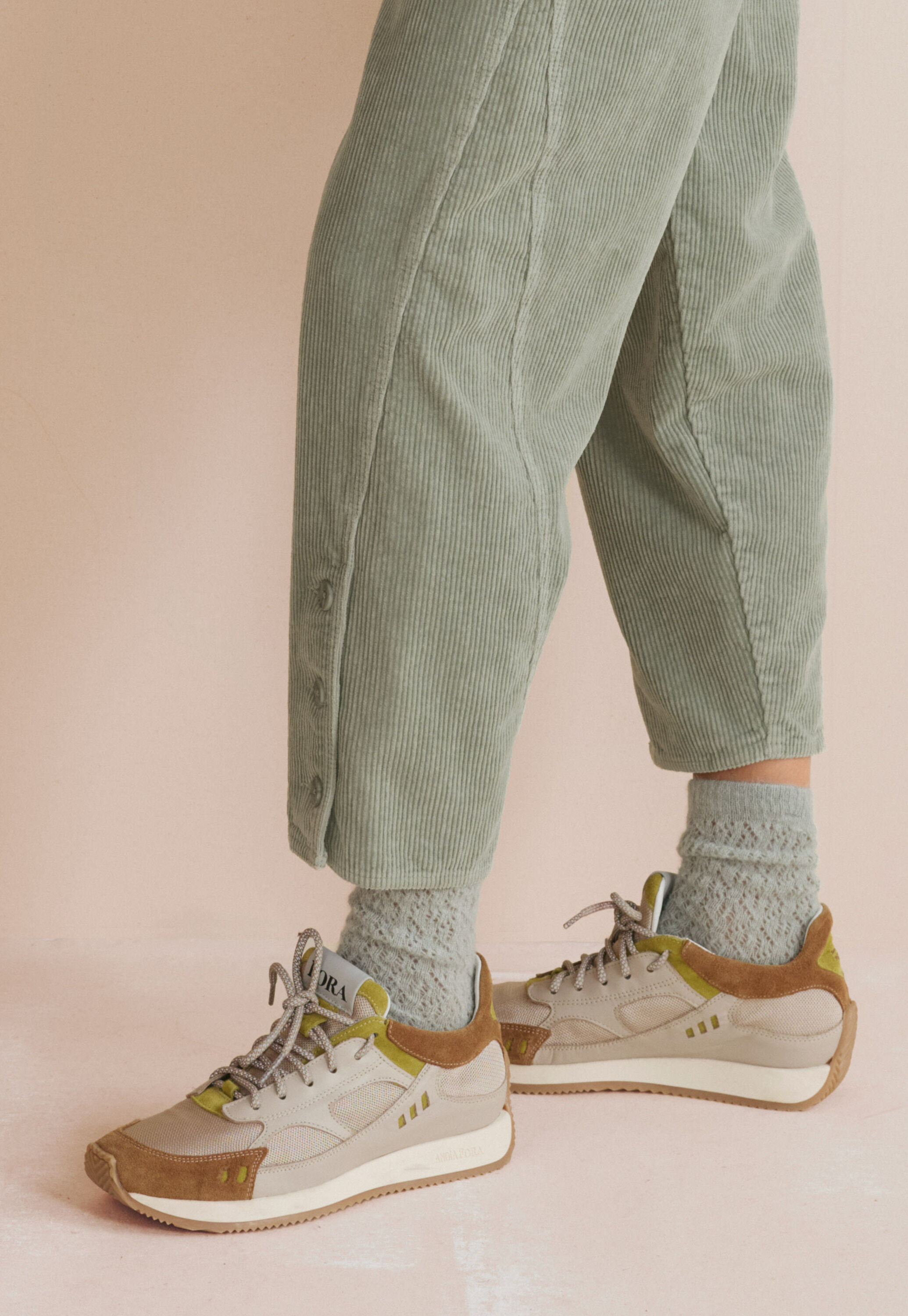Trainers, Cognac ecru, large