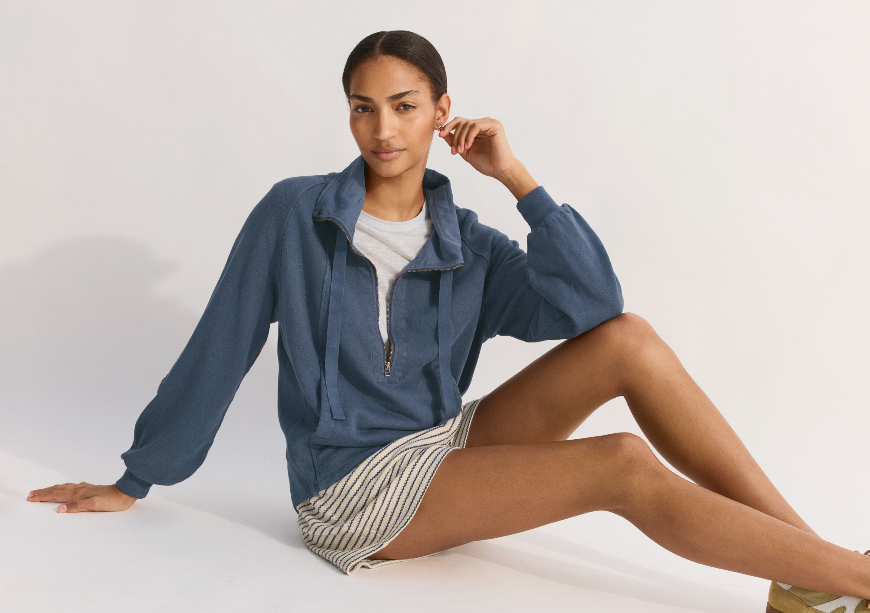 Funnel-neck sweatshirt