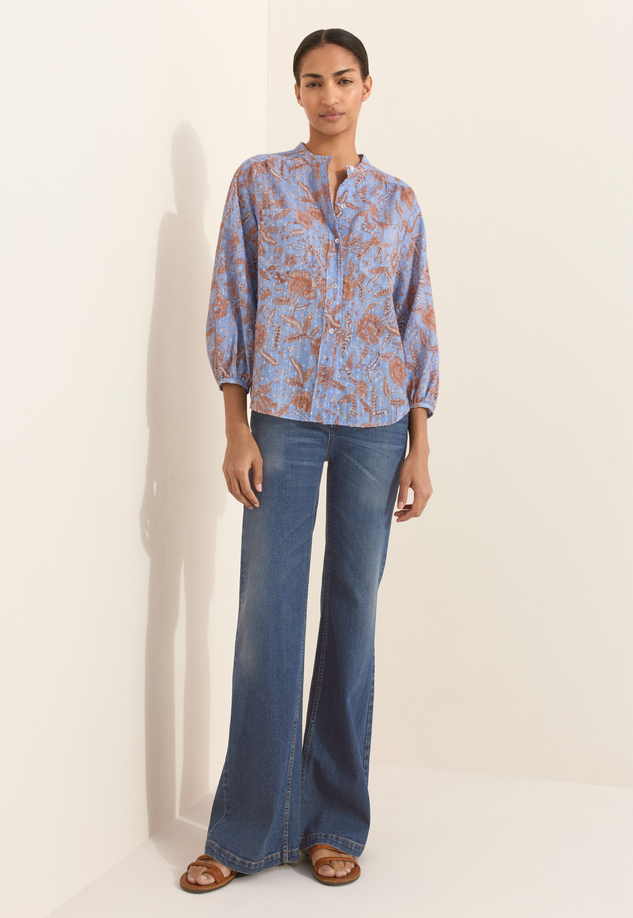 Flared jeans