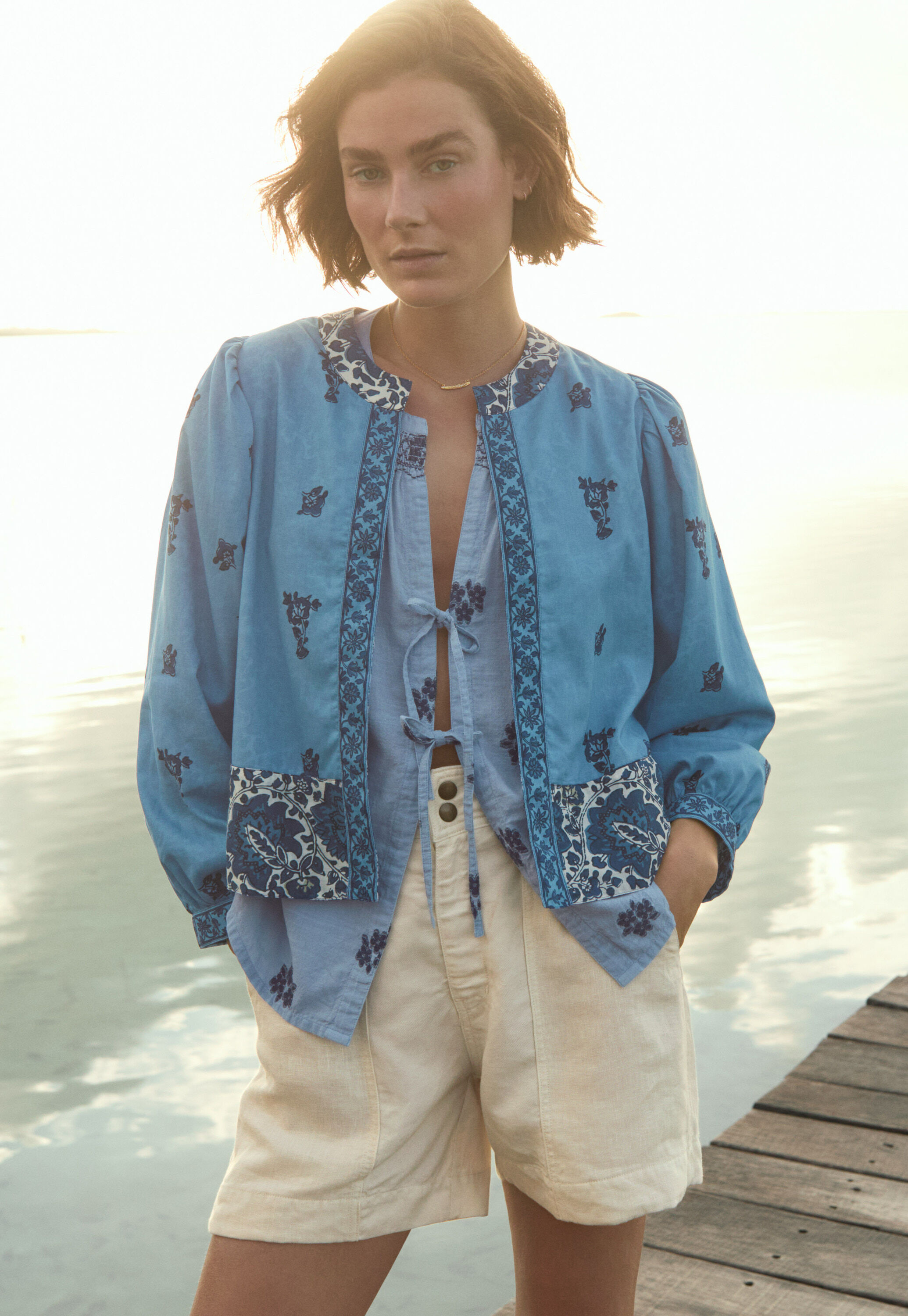 Clipped jacquard blouse