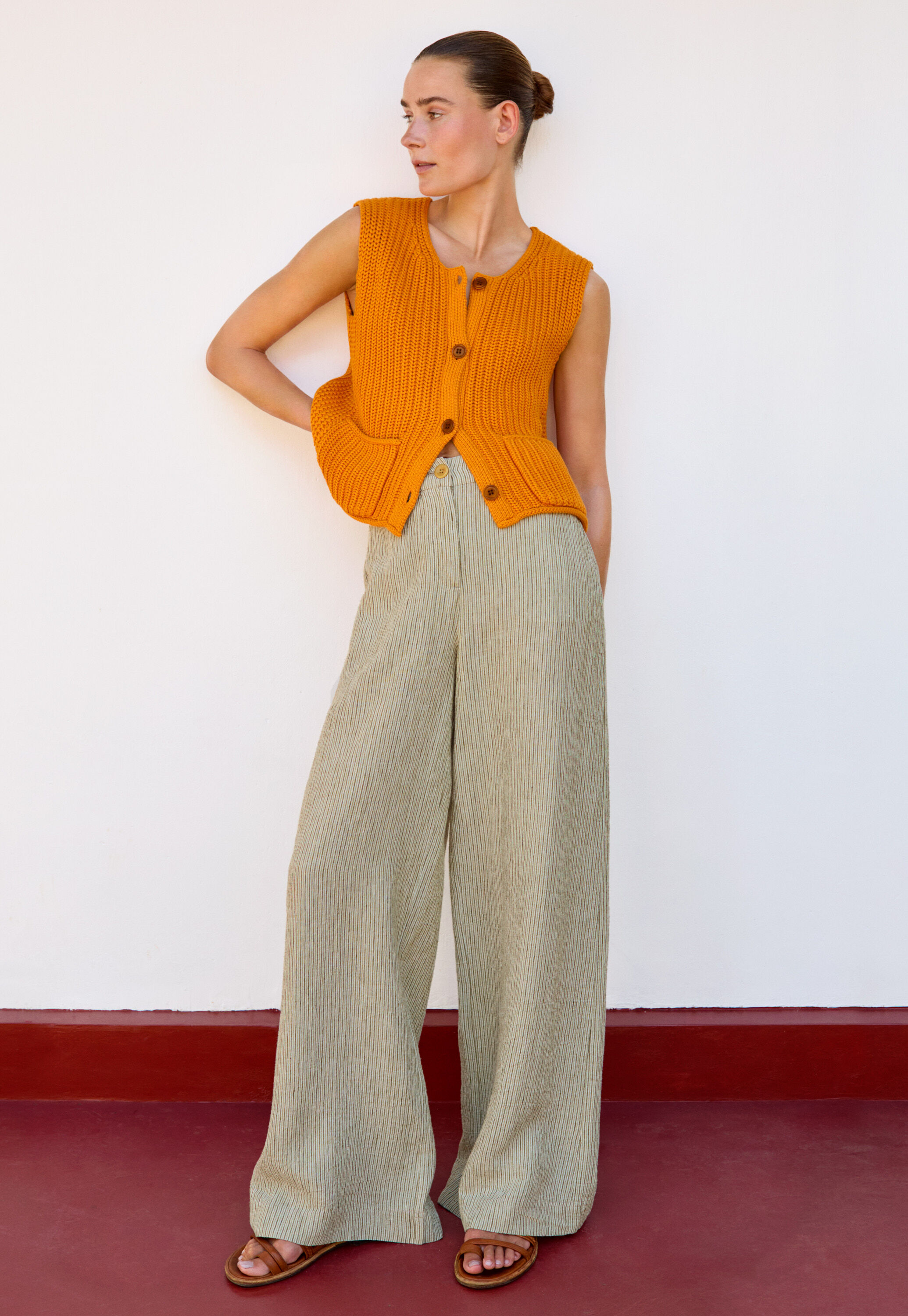 Sleeveless cardigan, Saffron, large